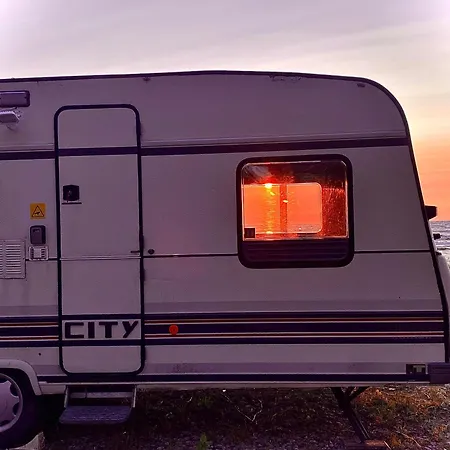 Caravan & On The キャンプ場 *