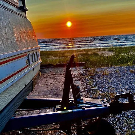 Caravan & On The キャンプ場 Narva-Jõesuu