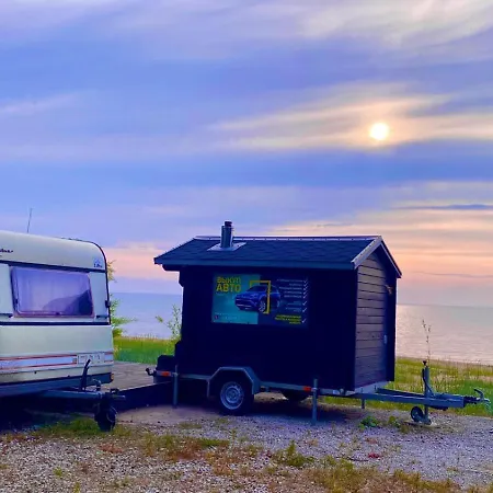 Caravan & On The キャンプ場