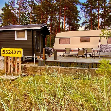 キャンプ場 Caravan & On The Narva-Jõesuu